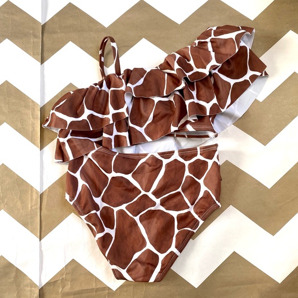 Janie and Jack 🦒 swimsuit - Picture 4 of 4